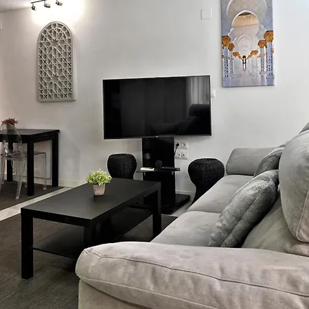 Rent4 La Malaqueta 2 Apartment Malaga